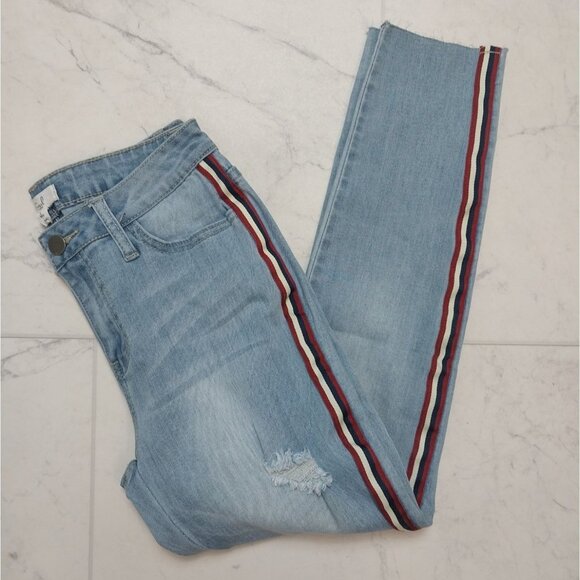 NWT Easel Los Angeles Light Wash Side Stripe Ankle Jeans Sz S - Picture 2 of 11